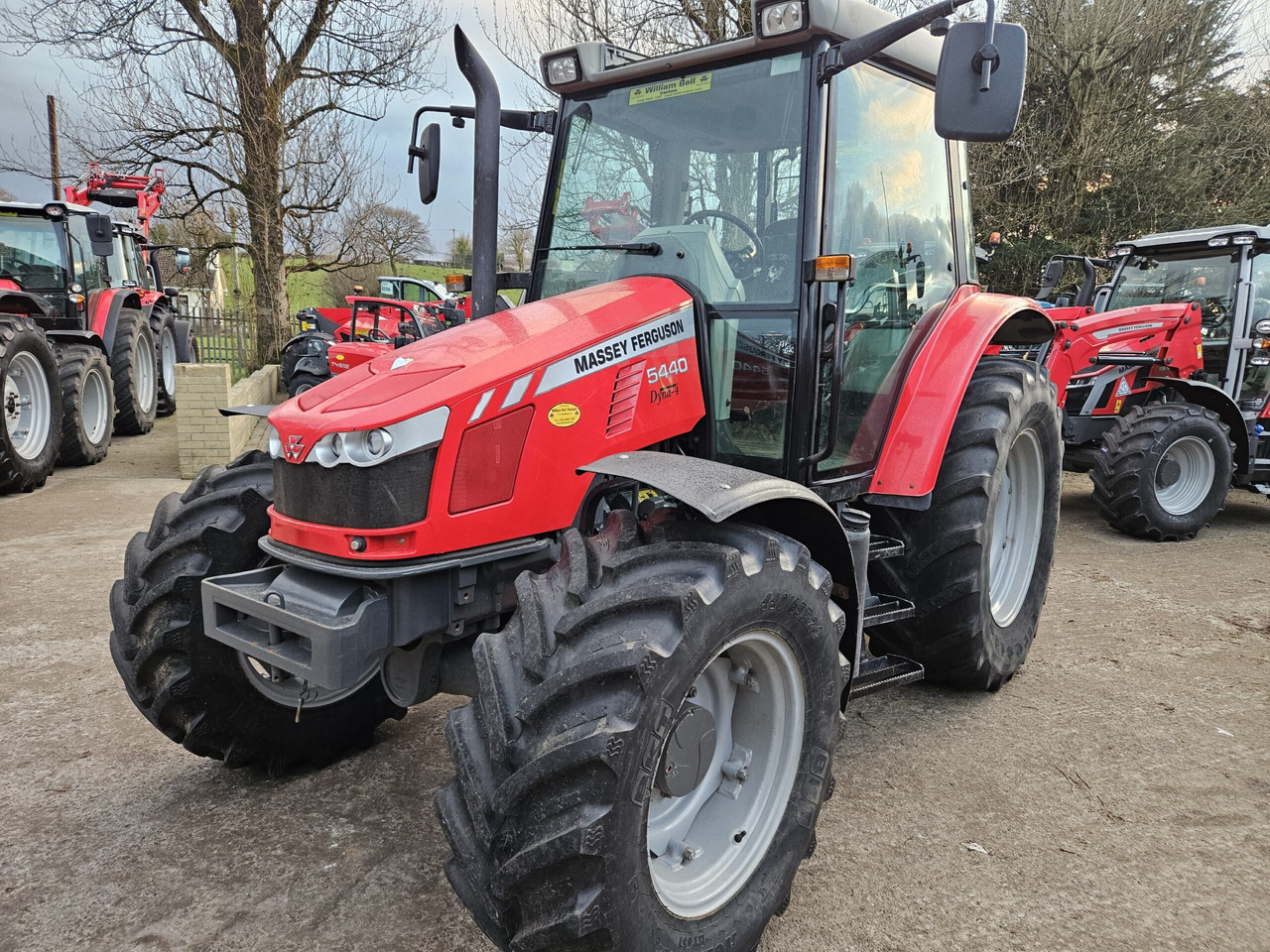 2013 MF 5440 4wd tractor, Very Nice. - טרקטור חקלאי: תמונה 2 2013 MF 5440 4wd tractor, Very Nice. - טרקטור חקלאי: תמונה 2