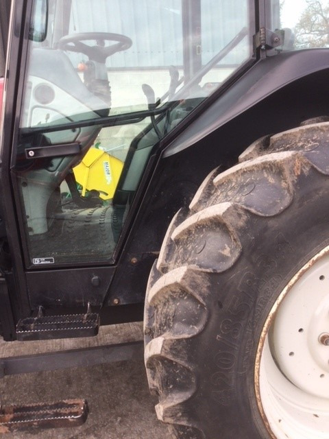 2016 Valtra A93, one local owner machine - טרקטור חקלאי: תמונה 5 2016 Valtra A93, one local owner machine - טרקטור חקלאי: תמונה 5