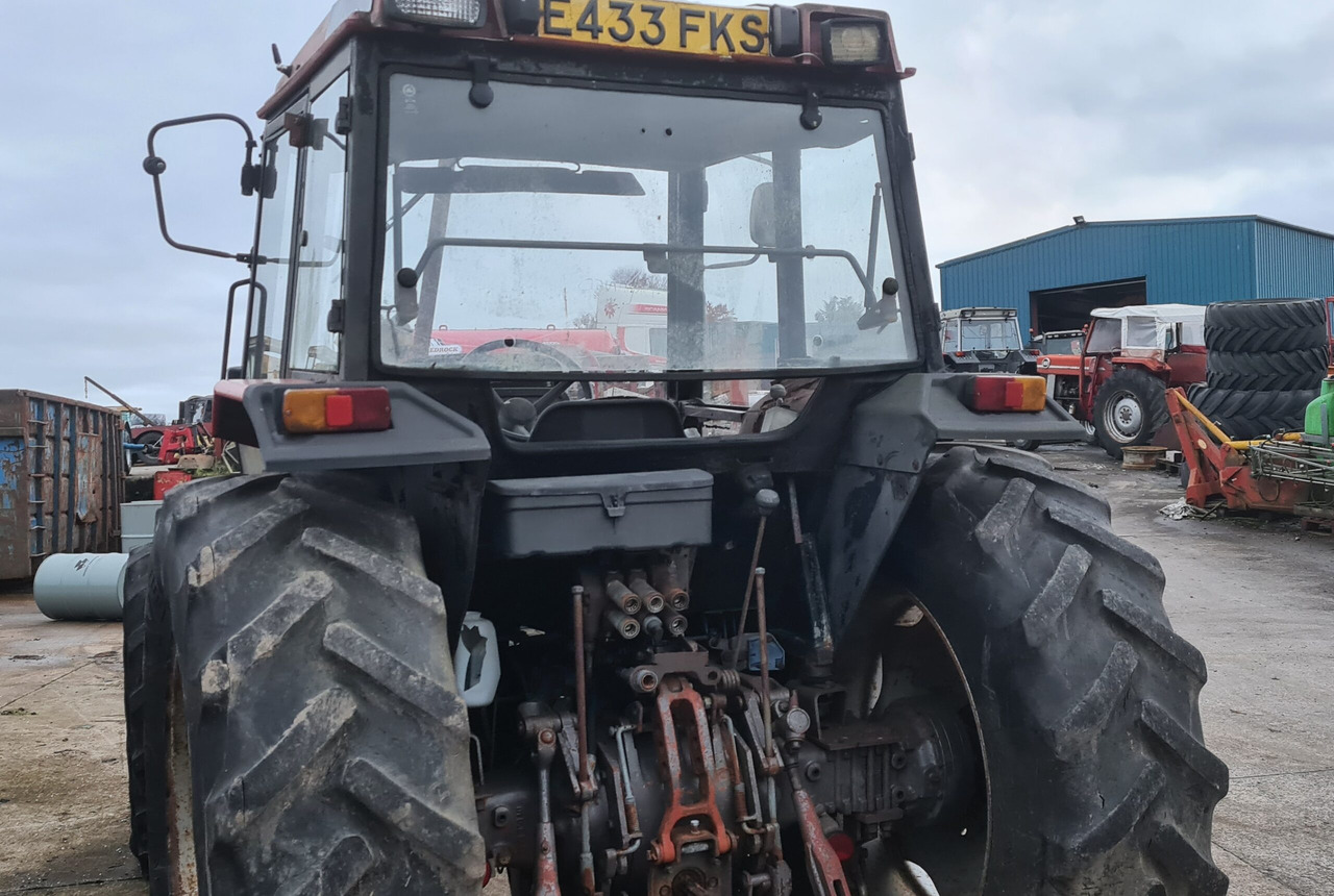 365 4wd - טרקטור חקלאי: תמונה 3 365 4wd - טרקטור חקלאי: תמונה 3