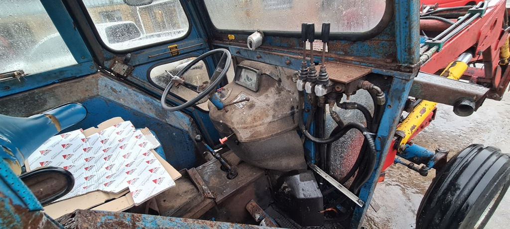 Ford 4600 - טרקטור חקלאי: תמונה 4 Ford 4600 - טרקטור חקלאי: תמונה 4