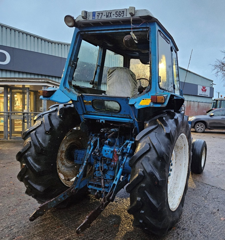 Ford 7700 2wd Tractor - טרקטור חקלאי: תמונה 3 Ford 7700 2wd Tractor - טרקטור חקלאי: תמונה 3