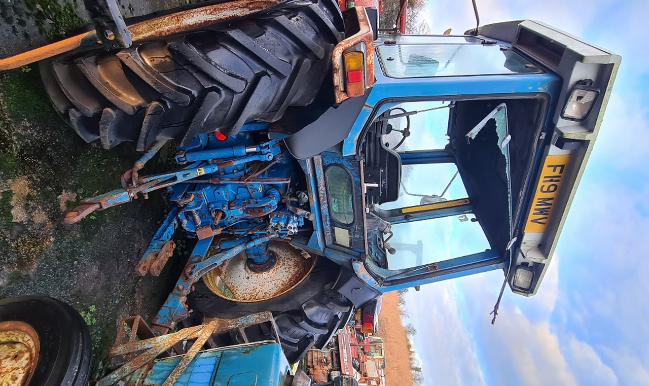 Ford 7810 4×4 Tractor - טרקטור חקלאי: תמונה 3 Ford 7810 4×4 Tractor - טרקטור חקלאי: תמונה 3