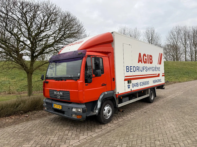 MAN L20 Bakwagen 4x2 Manual EUR 3 NL TRUCK - משאית תיבה: תמונה 1 MAN L20 Bakwagen 4x2 Manual EUR 3 NL TRUCK - משאית תיבה: תמונה 1