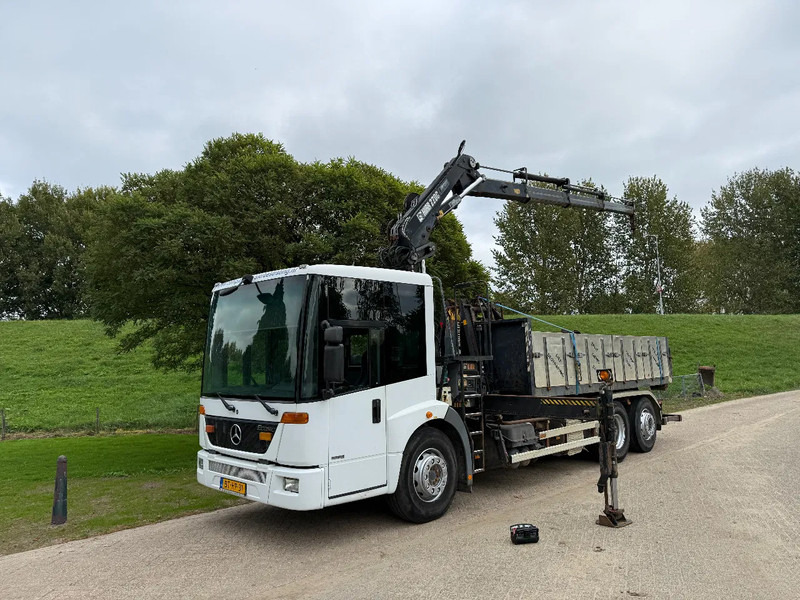 Mercedes-Benz Econic Hiab 220 Hooklift 6x2 - משאית מנוף: תמונה 2 Mercedes-Benz Econic Hiab 220 Hooklift 6x2 - משאית מנוף: תמונה 2