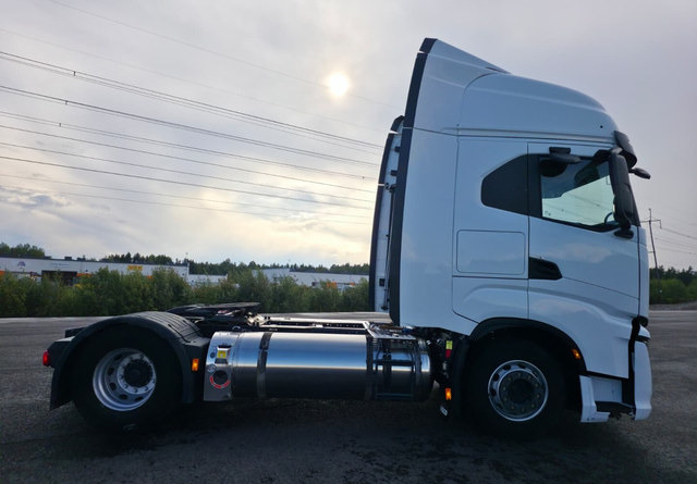 IvecoS-Way 460 4x2 LNG / LBG - יחידת טרקטור: תמונה 5 IvecoS-Way 460 4x2 LNG / LBG - יחידת טרקטור: תמונה 5