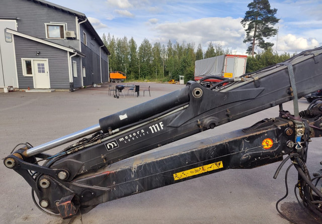 LogliftMesera / Loglift F111FT Sähköohjattu - עגורן מעמיס: תמונה 4 LogliftMesera / Loglift F111FT Sähköohjattu - עגורן מעמיס: תמונה 4