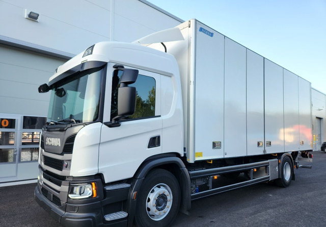 ScaniaP280 4x2 Kylkiaukeava kori - משאית תיבה: תמונה 1 ScaniaP280 4x2 Kylkiaukeava kori - משאית תיבה: תמונה 1