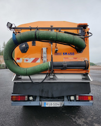 SchmidtSK650 Atego 85kmh/h - מטאטא כבישים: תמונה 4 SchmidtSK650 Atego 85kmh/h - מטאטא כבישים: תמונה 4