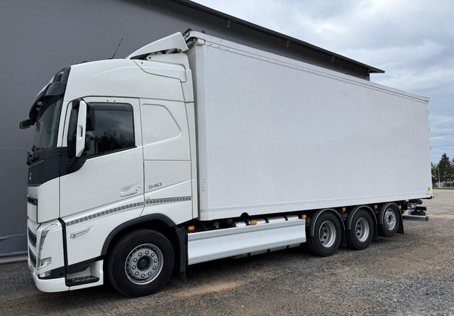 Volvo FH 540 8x4 66m3 - משאית תיבה: תמונה 2 Volvo FH 540 8x4 66m3 - משאית תיבה: תמונה 2