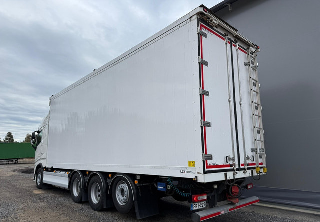 VolvoFH 540 8x4 66m3 - משאית תיבה: תמונה 4 VolvoFH 540 8x4 66m3 - משאית תיבה: תמונה 4