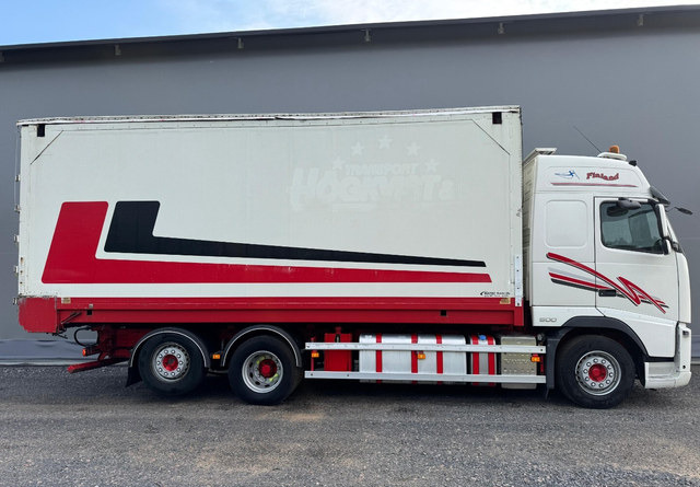 VolvoFH13 500 6x2 Rahtikaappi - משאית תיבה: תמונה 5 VolvoFH13 500 6x2 Rahtikaappi - משאית תיבה: תמונה 5