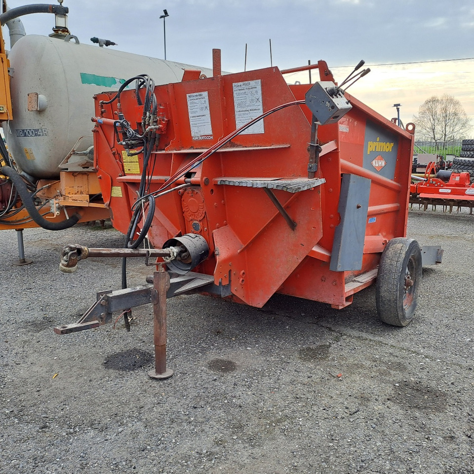 IMPAGLIATRICE KUHN PRIMOR PP - מגרסת קש: תמונה 1 IMPAGLIATRICE KUHN PRIMOR PP - מגרסת קש: תמונה 1