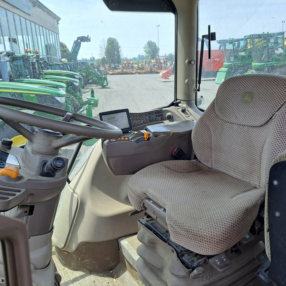 טרקטור חקלאי JOHN DEERE 6210R: תמונה 9