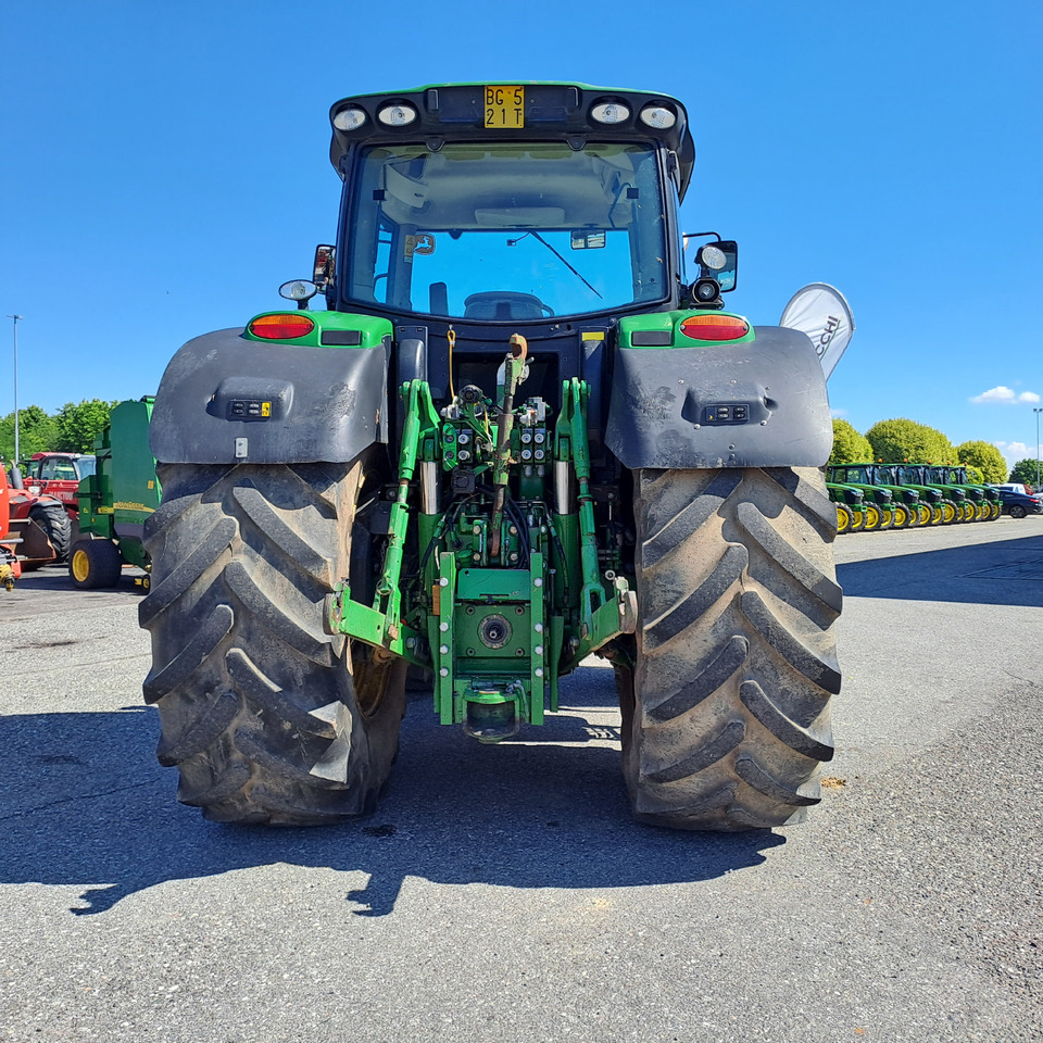 JOHN DEERE 6210R - טרקטור חקלאי: תמונה 4 JOHN DEERE 6210R - טרקטור חקלאי: תמונה 4
