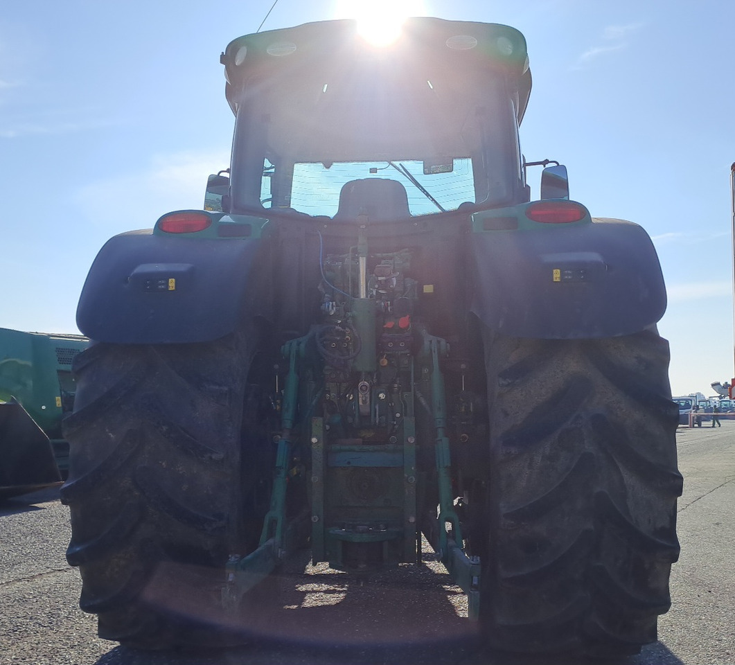 JOHN DEERE 6215R - ASTA AGRIBERTOCCHI - טרקטור חקלאי: תמונה 3 JOHN DEERE 6215R - ASTA AGRIBERTOCCHI - טרקטור חקלאי: תמונה 3