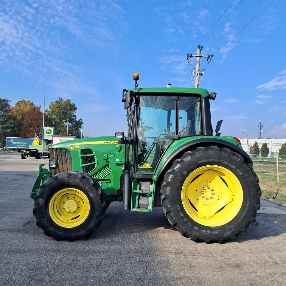 JOHN DEERE 6230 - טרקטור חקלאי: תמונה 2 JOHN DEERE 6230 - טרקטור חקלאי: תמונה 2