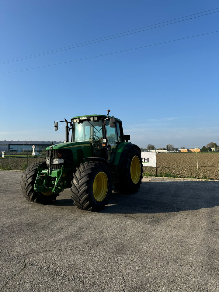 JOHN DEERE 6420 S - טרקטור חקלאי: תמונה 1 JOHN DEERE 6420 S - טרקטור חקלאי: תמונה 1