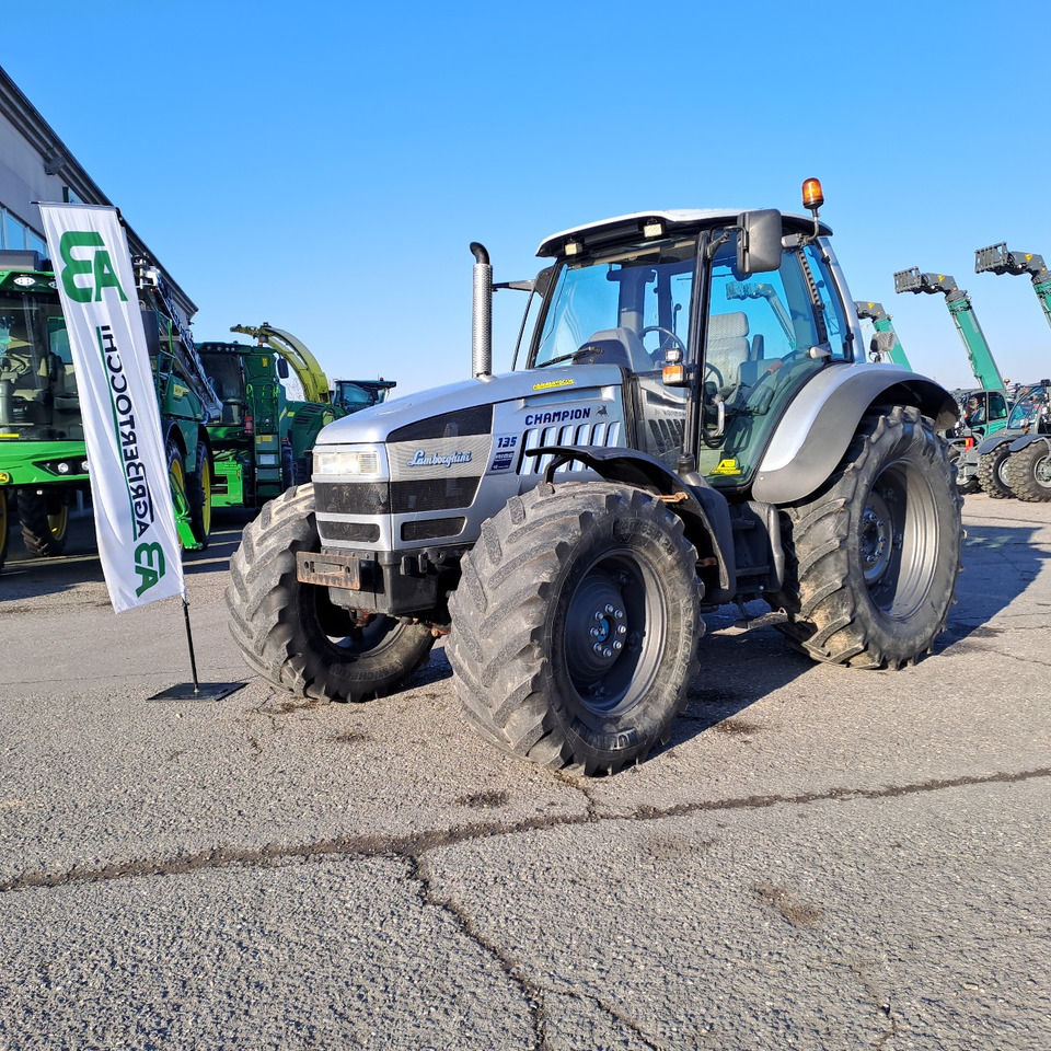 LAMBORGHINI CHAMPION 135 - טרקטור חקלאי: תמונה 1 LAMBORGHINI CHAMPION 135 - טרקטור חקלאי: תמונה 1