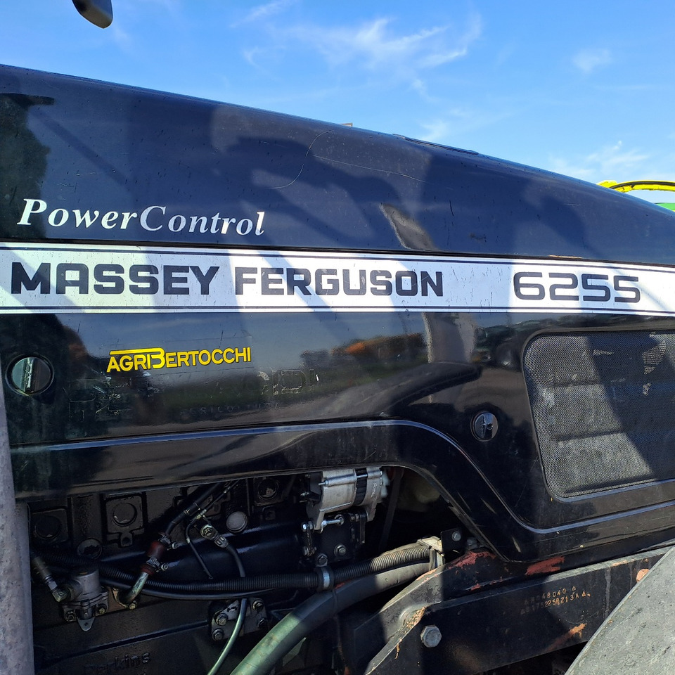MASSEY FERGUSON 6255 POWER CONTROL - טרקטור חקלאי: תמונה 2 MASSEY FERGUSON 6255 POWER CONTROL - טרקטור חקלאי: תמונה 2