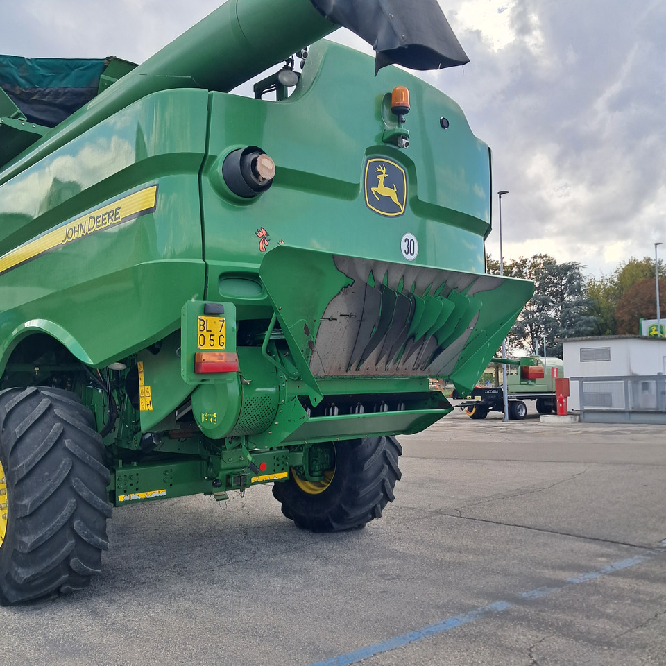MIETITREBBIA JOHN DEERE S660 - מקצרת קומבינה: תמונה 4 MIETITREBBIA JOHN DEERE S660 - מקצרת קומבינה: תמונה 4
