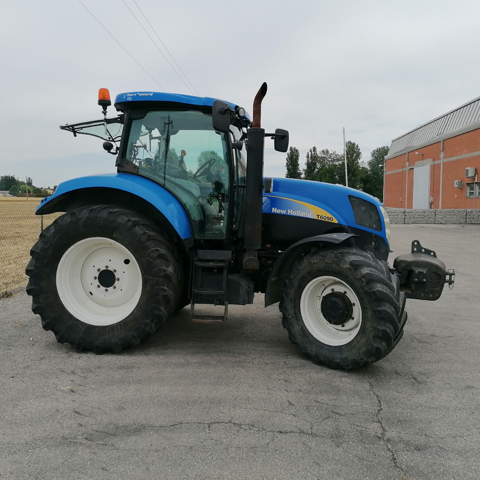 NEW HOLLAND 6090 - טרקטור חקלאי: תמונה 3 NEW HOLLAND 6090 - טרקטור חקלאי: תמונה 3