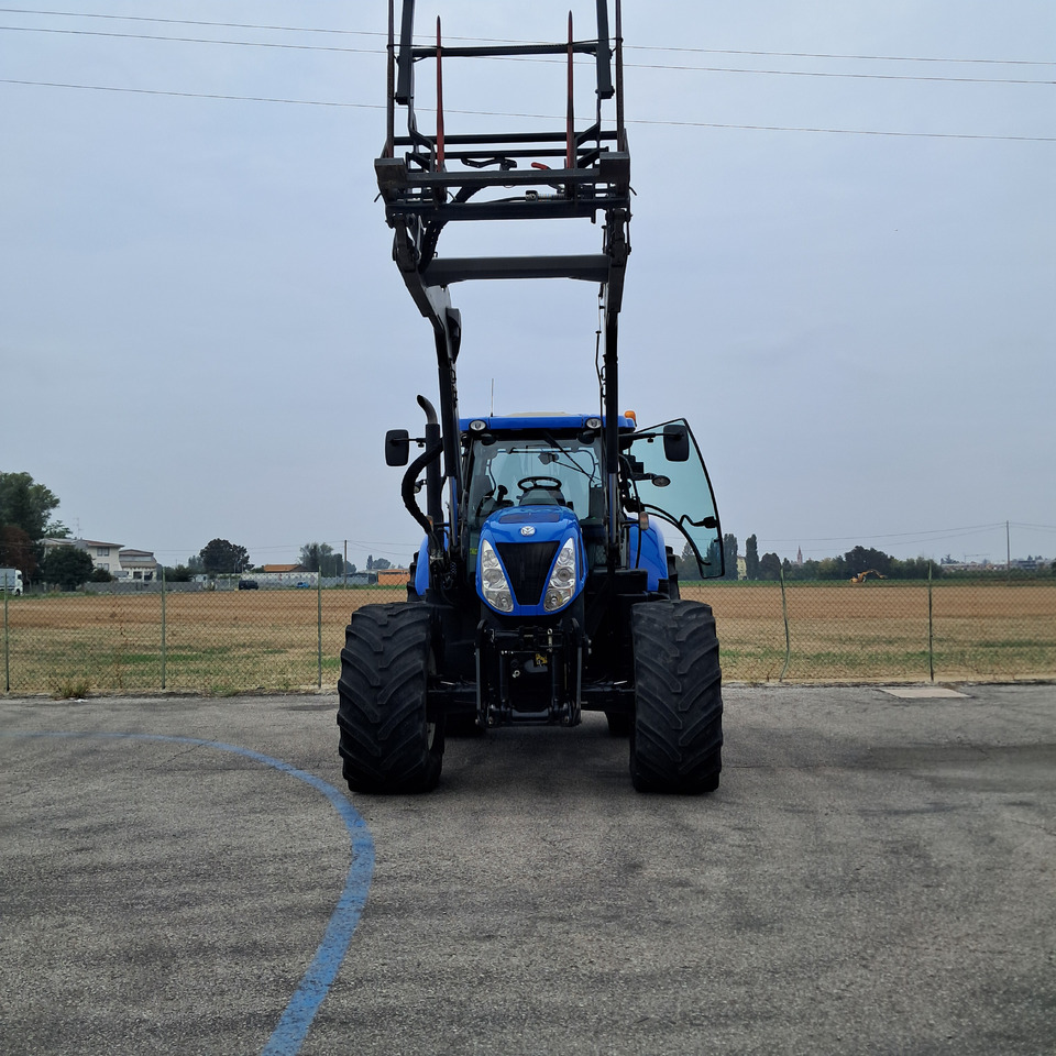 טרקטור חקלאי NEW HOLLAND T7 270: תמונה 8