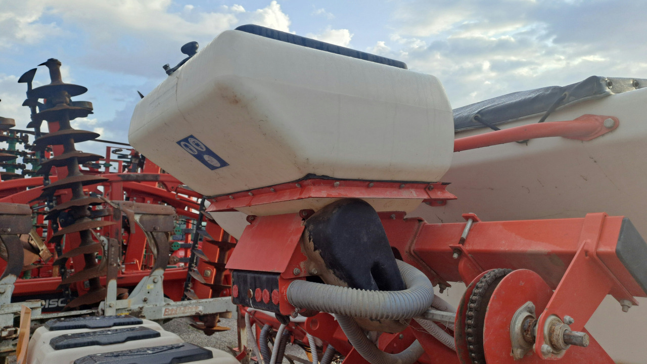 הַחכָּרָה  SEMINATRICE DI PRECISIONE KUHN MAXIMA 2 TD SEMINATRICE DI PRECISIONE KUHN MAXIMA 2 TD: תמונה 8