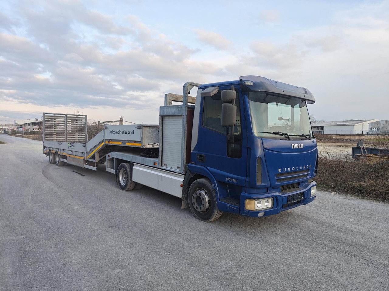VELDHUIZEN P38-2 & Iveco Eurocargo 90E18 - סמיטריילר עם מטען נמוך: תמונה 2 VELDHUIZEN P38-2 & Iveco Eurocargo 90E18 - סמיטריילר עם מטען נמוך: תמונה 2