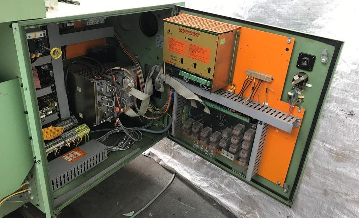 CNC-Fräsmaschine MAHO - מכונת כרסום: תמונה 4 CNC-Fräsmaschine MAHO - מכונת כרסום: תמונה 4