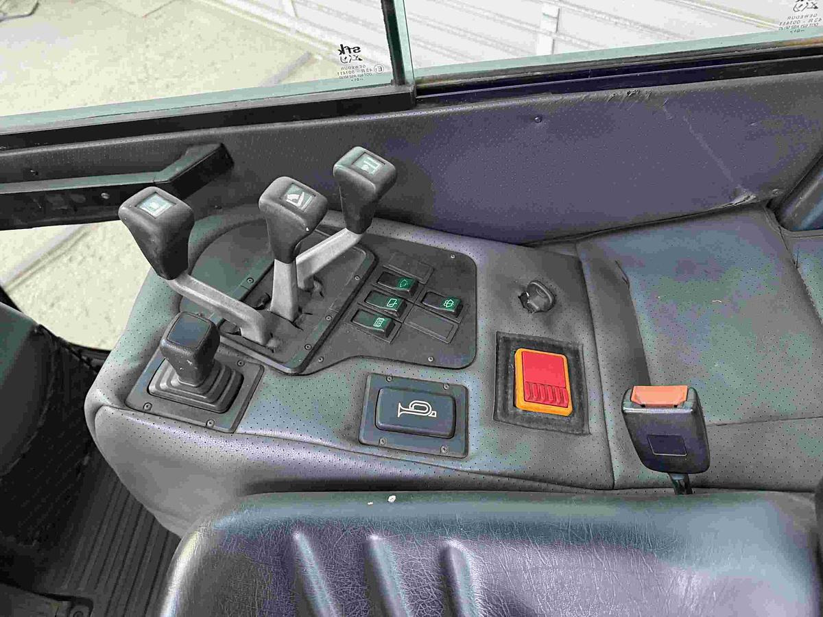 Gabelstapler JUNGHEINRICH, mit Gasantrieb - מלגזת LPG: תמונה 5 Gabelstapler JUNGHEINRICH, mit Gasantrieb - מלגזת LPG: תמונה 5