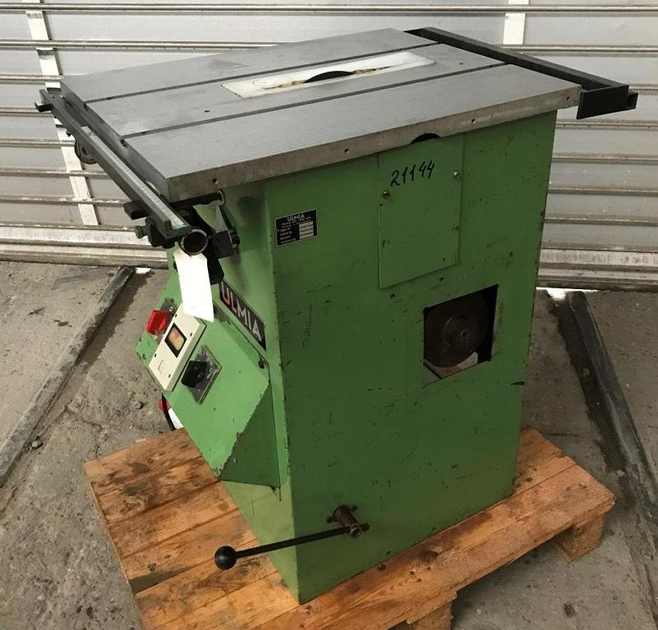 Präzisions-Holzkreissäge ULMIA - מכונת עיבוד עץ: תמונה 2 Präzisions-Holzkreissäge ULMIA - מכונת עיבוד עץ: תמונה 2