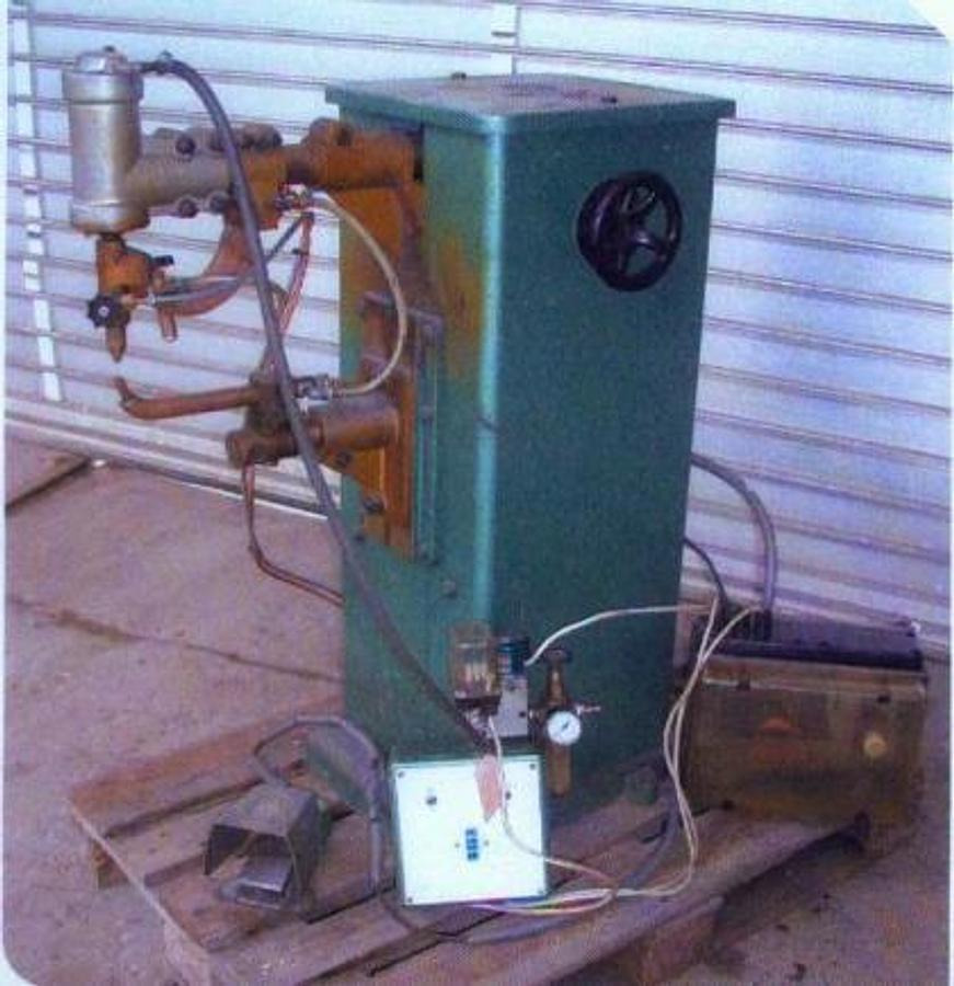 Punktschweißmaschine MÜLLER OPLADEN - ציוד ריתוך: תמונה 1 Punktschweißmaschine MÜLLER OPLADEN - ציוד ריתוך: תמונה 1