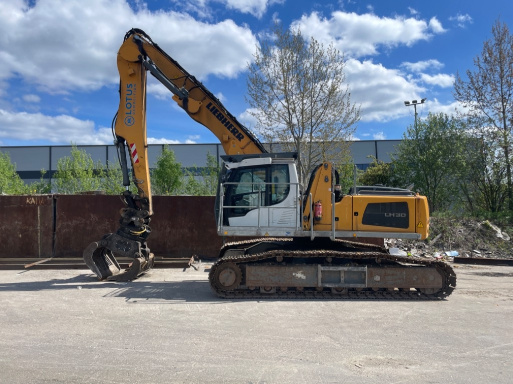 Liebherr LH 30 C Litronic  - מטפל בפסולת/ תעשייתי: תמונה 1 Liebherr LH 30 C Litronic  - מטפל בפסולת/ תעשייתי: תמונה 1