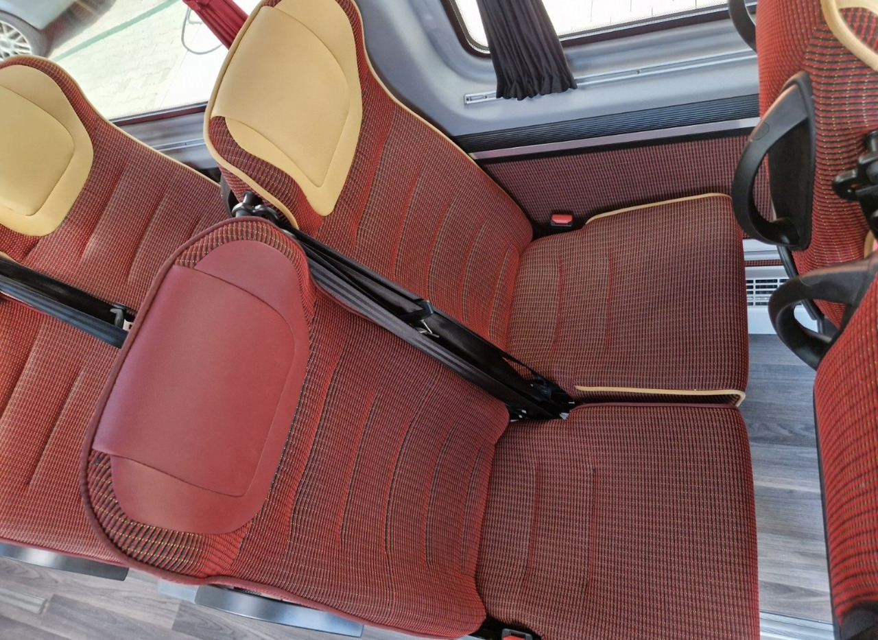 Mercedes Benz Sprinter 415 19 asientos - מיניבוס, כלי רכב מסחרי לנוסעים: תמונה 3 Mercedes Benz Sprinter 415 19 asientos - מיניבוס, כלי רכב מסחרי לנוסעים: תמונה 3