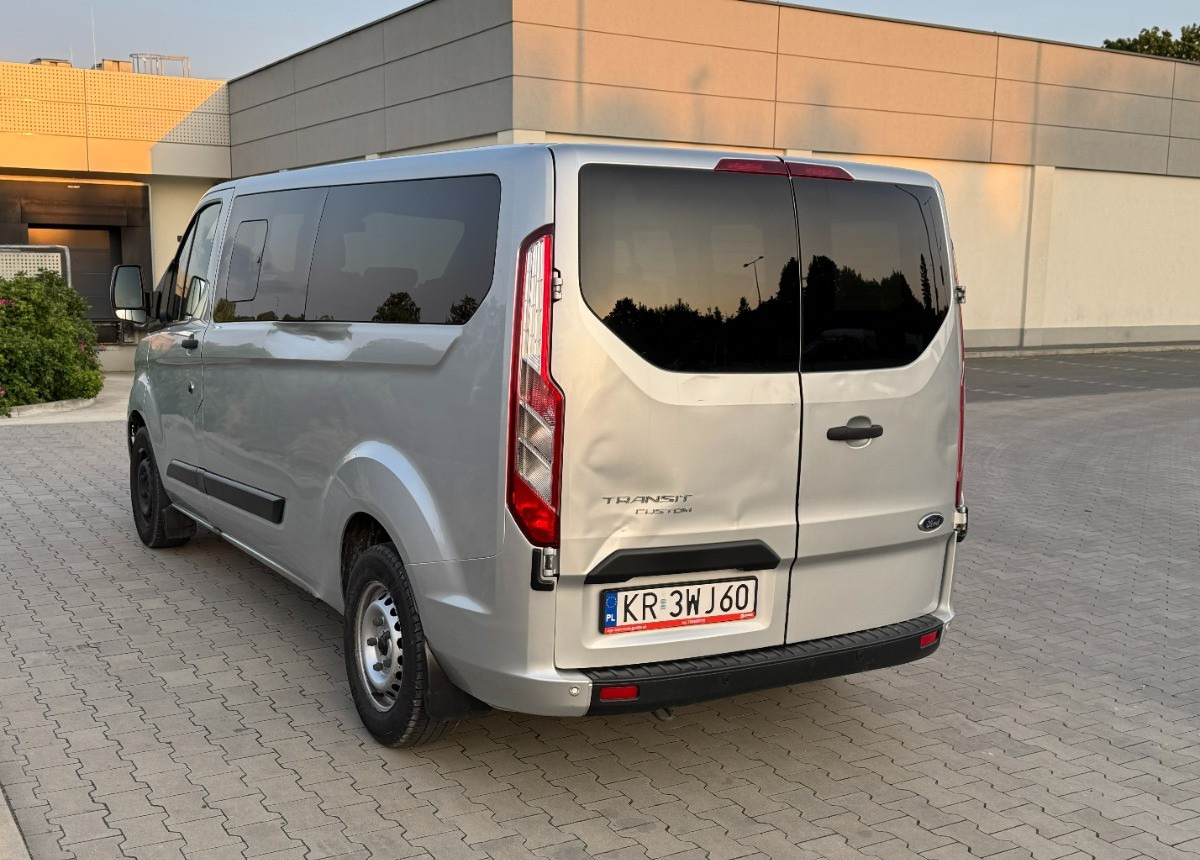 Ford Transit Custom 2.0 170 KM L2 LONG 2021 LED 8 osobowy NAWIEWY miejsc Salon PL - מיניבוס, כלי רכב מסחרי לנוסעים: תמונה 3 Ford Transit Custom 2.0 170 KM L2 LONG 2021 LED 8 osobowy NAWIEWY miejsc Salon PL - מיניבוס, כלי רכב מסחרי לנוסעים: תמונה 3
