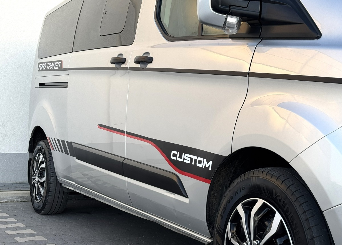 כלי רכב מסחרי קומבי Ford Transit Custom 2.0 170KM Rok 2021 8 osobowy FV23 Salon PL Zadbany Super STAN: תמונה 18 כלי רכב מסחרי קומבי Ford Transit Custom 2.0 170KM Rok 2021 8 osobowy FV23 Salon PL Zadbany Super STAN: תמונה 18
