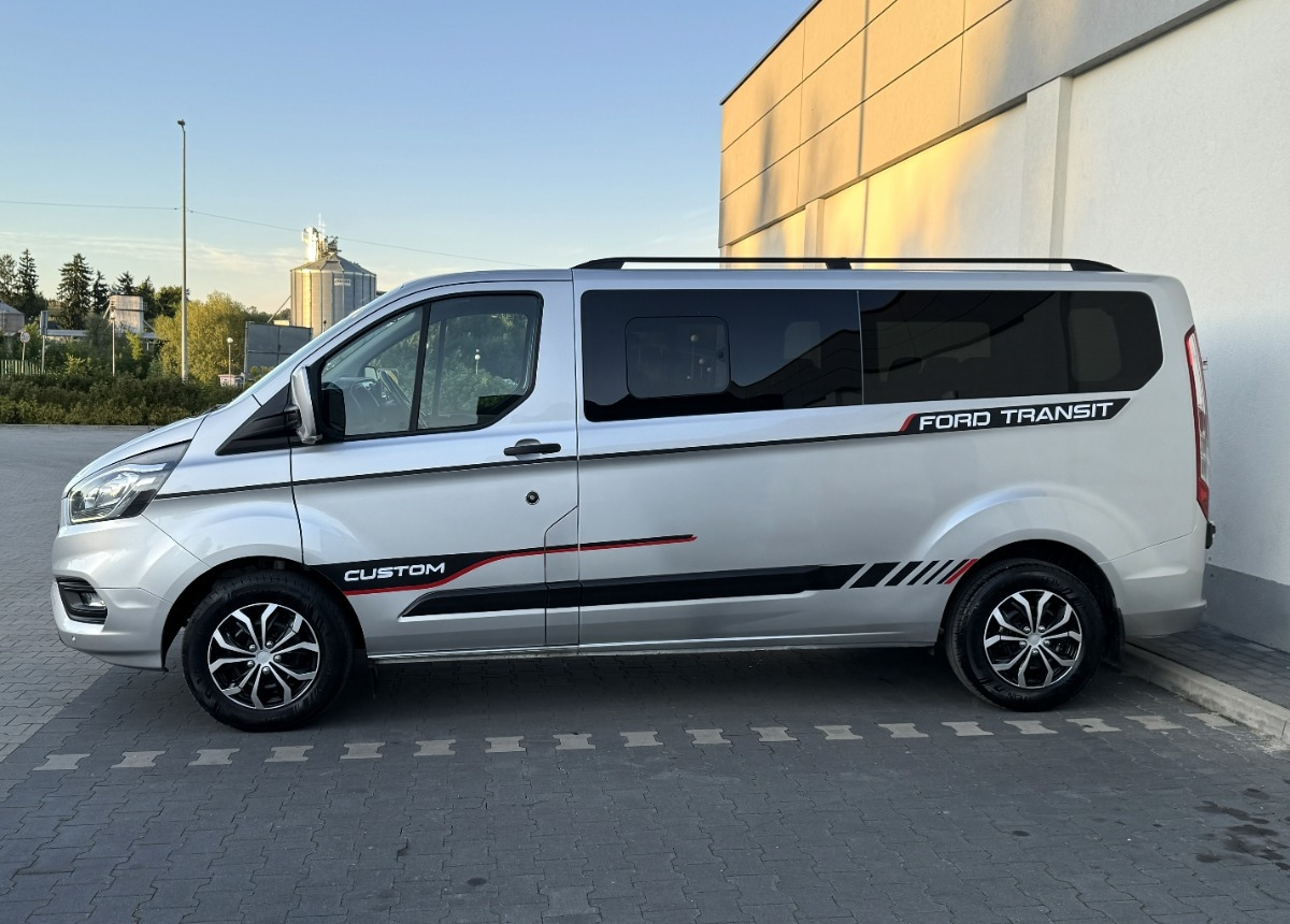 כלי רכב מסחרי קומבי Ford Transit Custom 2.0 170KM Rok 2021 8 osobowy FV23 Salon PL Zadbany Super STAN: תמונה 14 כלי רכב מסחרי קומבי Ford Transit Custom 2.0 170KM Rok 2021 8 osobowy FV23 Salon PL Zadbany Super STAN: תמונה 14