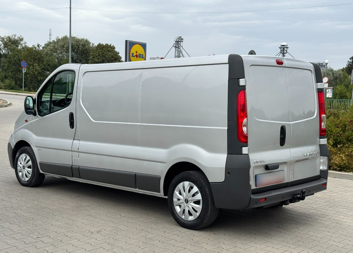 Opel Vivaro 2.0 DCI 115KM 2013 Rok SERWISOWANY Bezwypadkowy Super Stan - כלי רכב מסחרי עם לוח: תמונה 2 Opel Vivaro 2.0 DCI 115KM 2013 Rok SERWISOWANY Bezwypadkowy Super Stan - כלי רכב מסחרי עם לוח: תמונה 2