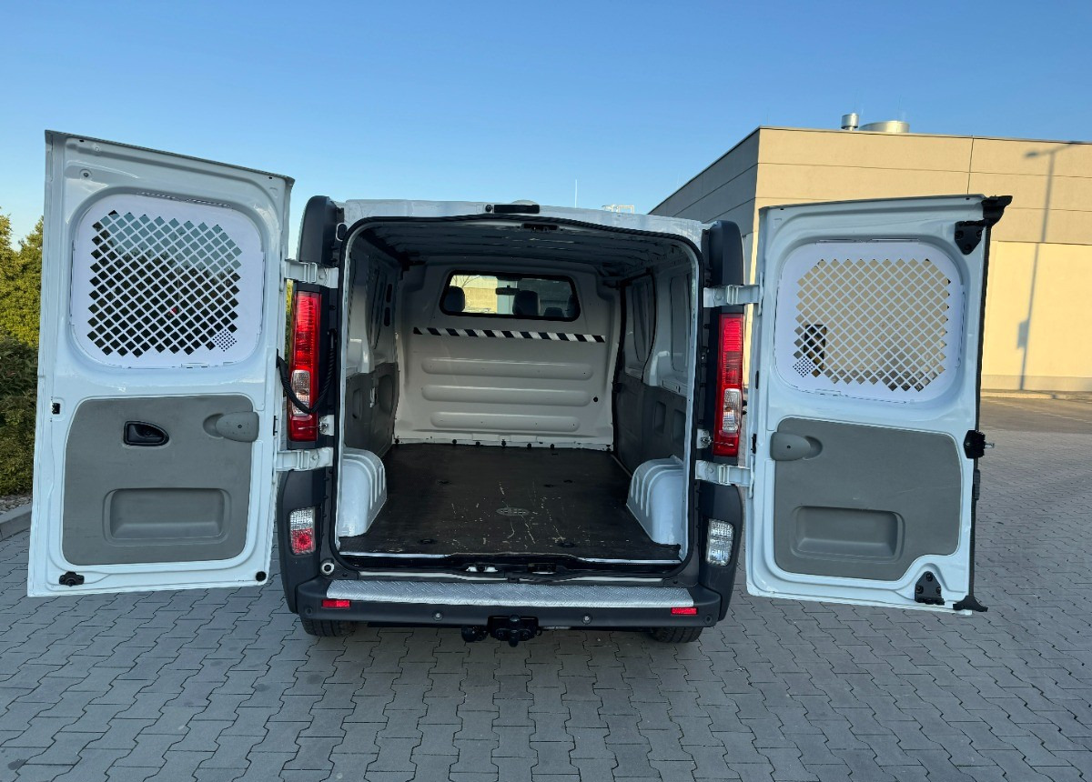 Renault Trafic 2.0 DCI 115KM LONG 2012 Rok Klimatyzacja Nawigacja BEZWYPADKOWY - כלי רכב מסחרי עם לוח: תמונה 5 Renault Trafic 2.0 DCI 115KM LONG 2012 Rok Klimatyzacja Nawigacja BEZWYPADKOWY - כלי רכב מסחרי עם לוח: תמונה 5