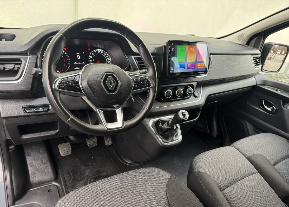 Renault Trafic Long 9 osobowy 2.0 DCI 150 KM Rok 2023 Przewóz osób niepełnosprawnych - מיניבוס, כלי רכב מסחרי לנוסעים: תמונה 5 Renault Trafic Long 9 osobowy 2.0 DCI 150 KM Rok 2023 Przewóz osób niepełnosprawnych - מיניבוס, כלי רכב מסחרי לנוסעים: תמונה 5