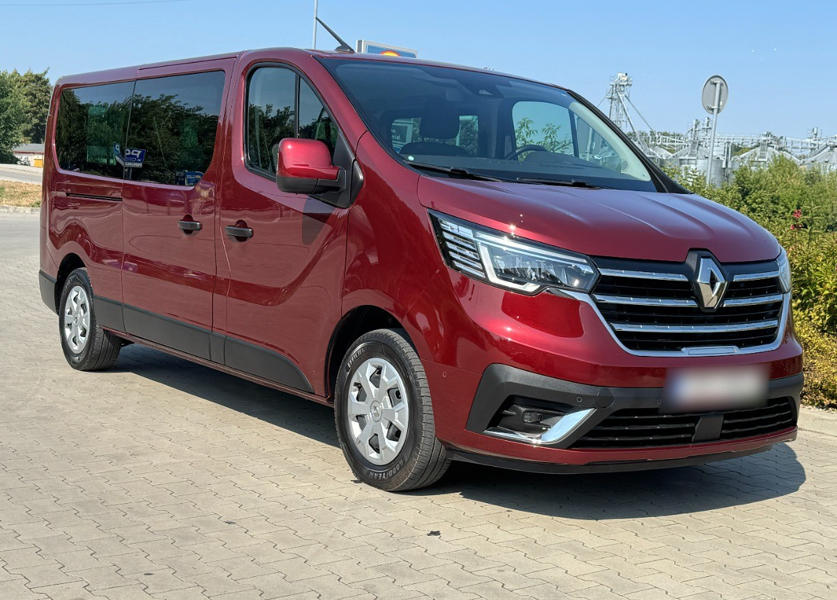 Renault Trafic Long 9 osobowy 2.0 DCI 170KM AUTOMAT NAWIEWY Salon PL FV23 NOWY - מיניבוס, כלי רכב מסחרי לנוסעים: תמונה 1 Renault Trafic Long 9 osobowy 2.0 DCI 170KM AUTOMAT NAWIEWY Salon PL FV23 NOWY - מיניבוס, כלי רכב מסחרי לנוסעים: תמונה 1