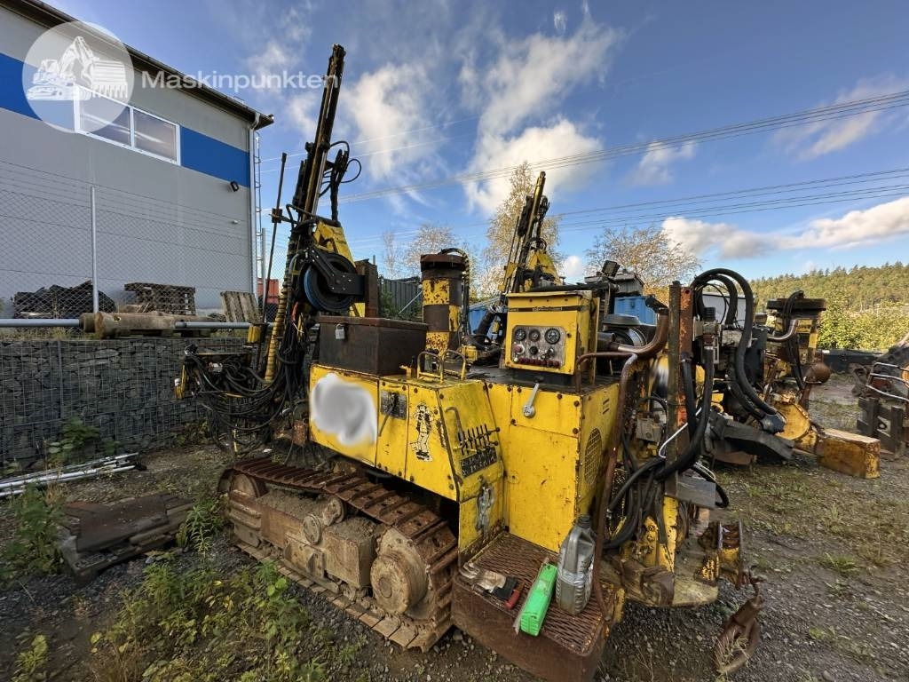 Atlas Copco Roc 512 HC - אסדת קידוח: תמונה 1 Atlas Copco Roc 512 HC - אסדת קידוח: תמונה 1