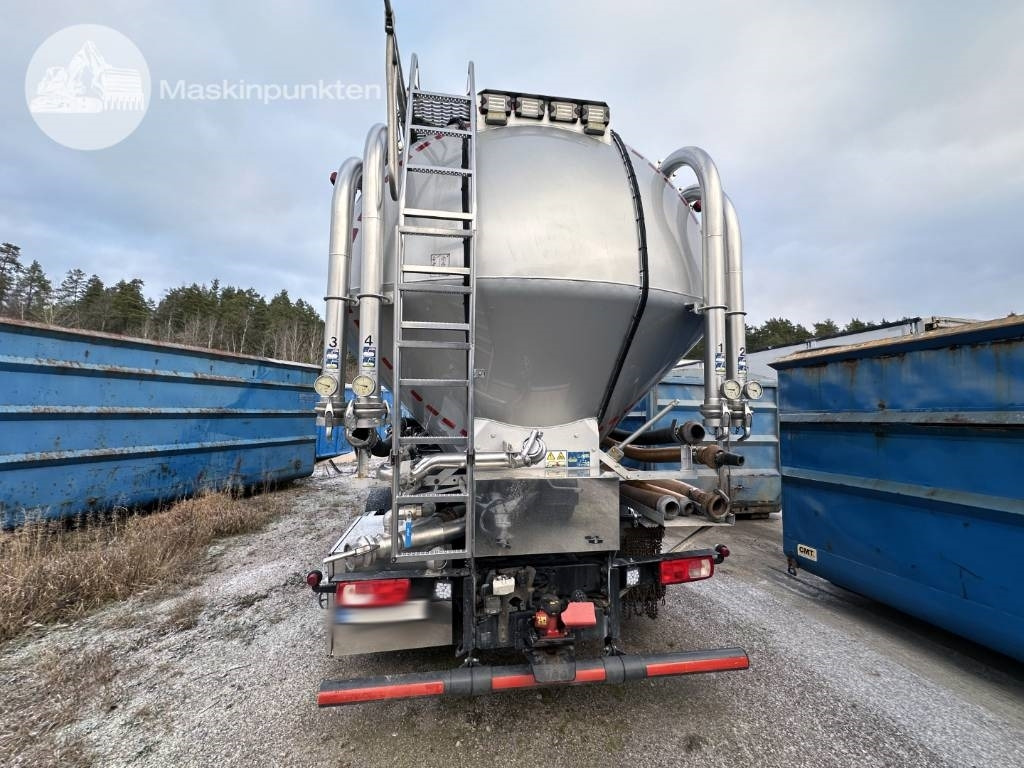 DAF XF 510 Z EKIPAGE - משאית מכל: תמונה 5 DAF XF 510 Z EKIPAGE - משאית מכל: תמונה 5