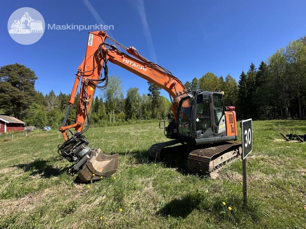 Hitachi ZX 135 US-6 - מחפר סורק: תמונה 1 Hitachi ZX 135 US-6 - מחפר סורק: תמונה 1