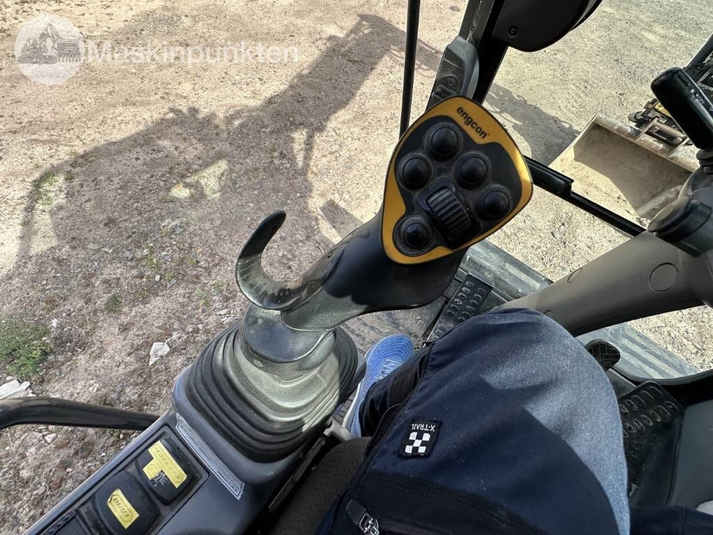 מחפר גלגלים Hitachi ZX 140 W-5B: תמונה 18 מחפר גלגלים Hitachi ZX 140 W-5B: תמונה 18