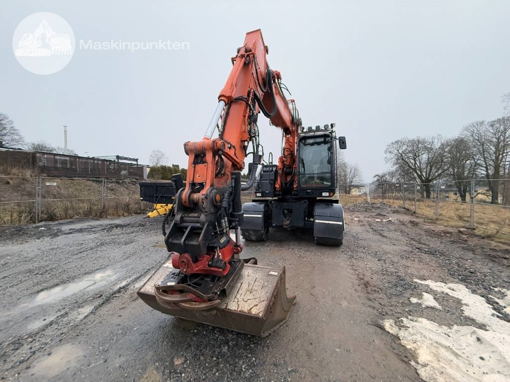 Hitachi ZX 170 W-5 B - מחפר גלגלים: תמונה 4 Hitachi ZX 170 W-5 B - מחפר גלגלים: תמונה 4