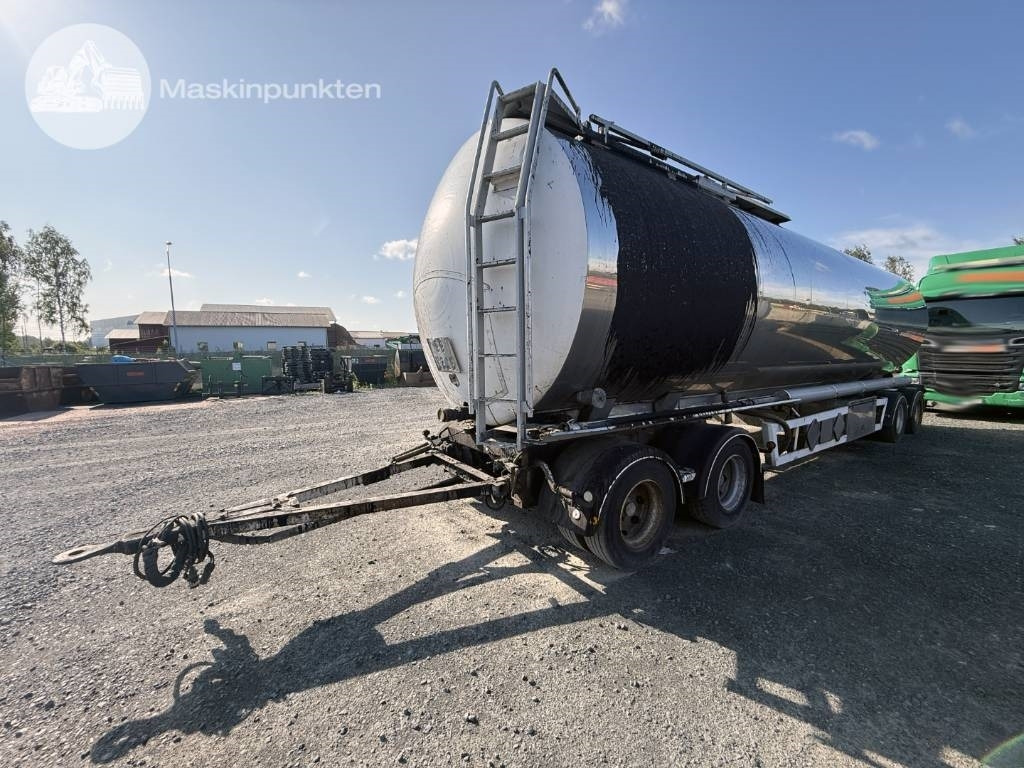 KAR 4-36-ST-30R1-P2 - קרון נגרר עם מכל: תמונה 1 KAR 4-36-ST-30R1-P2 - קרון נגרר עם מכל: תמונה 1