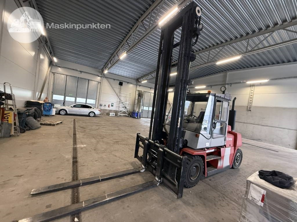 Kalmar DCE 80-6 - מלגזת סולר: תמונה 2 Kalmar DCE 80-6 - מלגזת סולר: תמונה 2