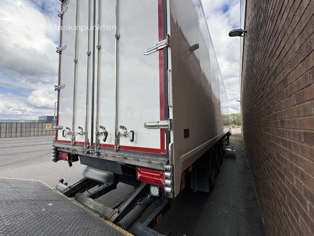 Kaupe 3 UPPE 135 - סמיטריילר עם קירור: תמונה 5 Kaupe 3 UPPE 135 - סמיטריילר עם קירור: תמונה 5