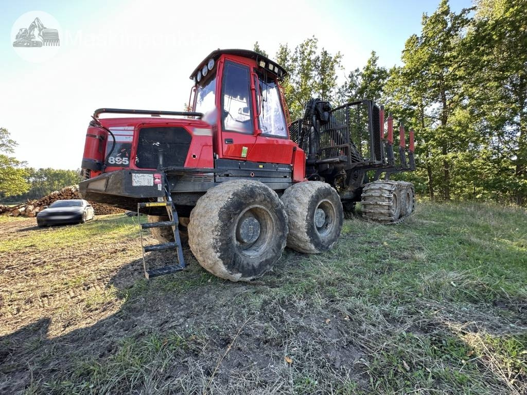 Komatsu 895 - משלח: תמונה 1 Komatsu 895 - משלח: תמונה 1